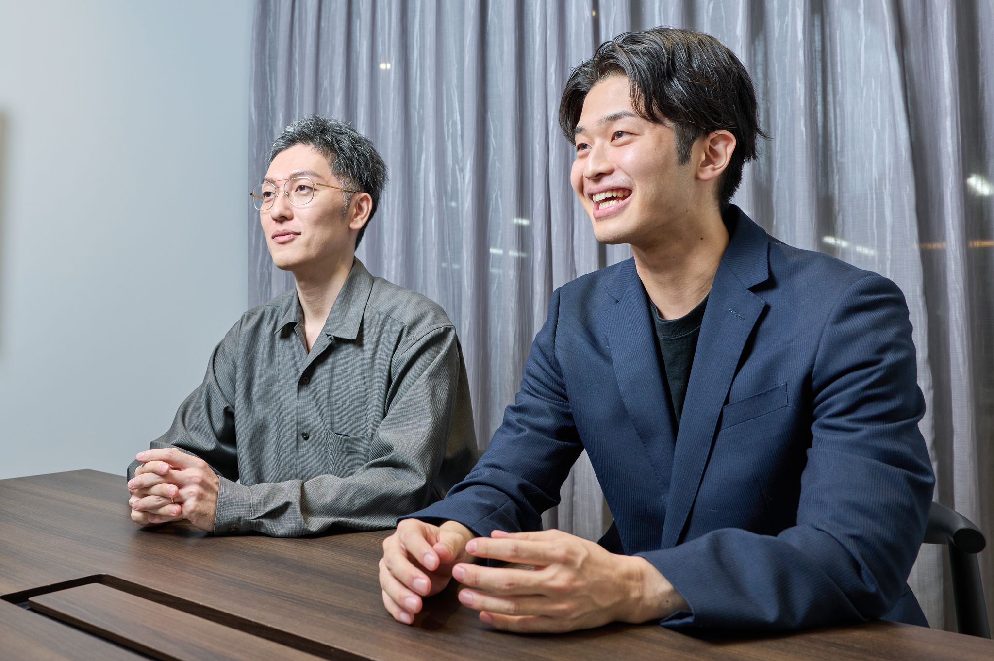 インタビューに応じる神宮司氏と大喜氏